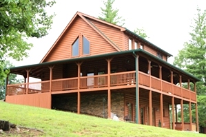 Log Home Staining